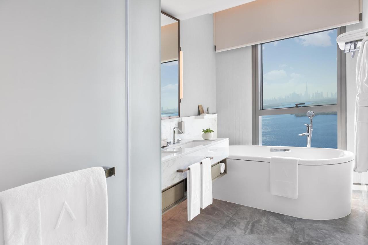 Address Creek Harbour Hotel Dubai Eksteriør billede Bathroom