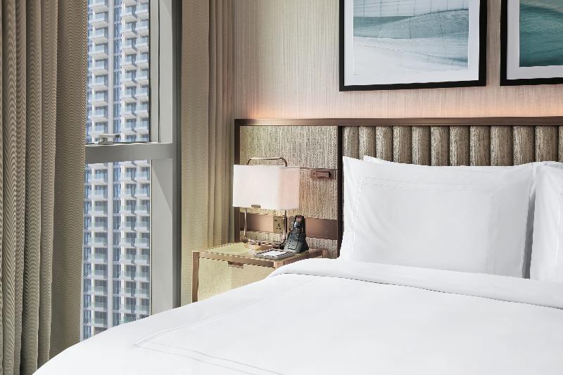 Address Creek Harbour Hotel Dubai Eksteriør billede A guest room at the hotel