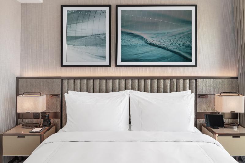Address Creek Harbour Hotel Dubai Eksteriør billede Artwork by Mark Rothko