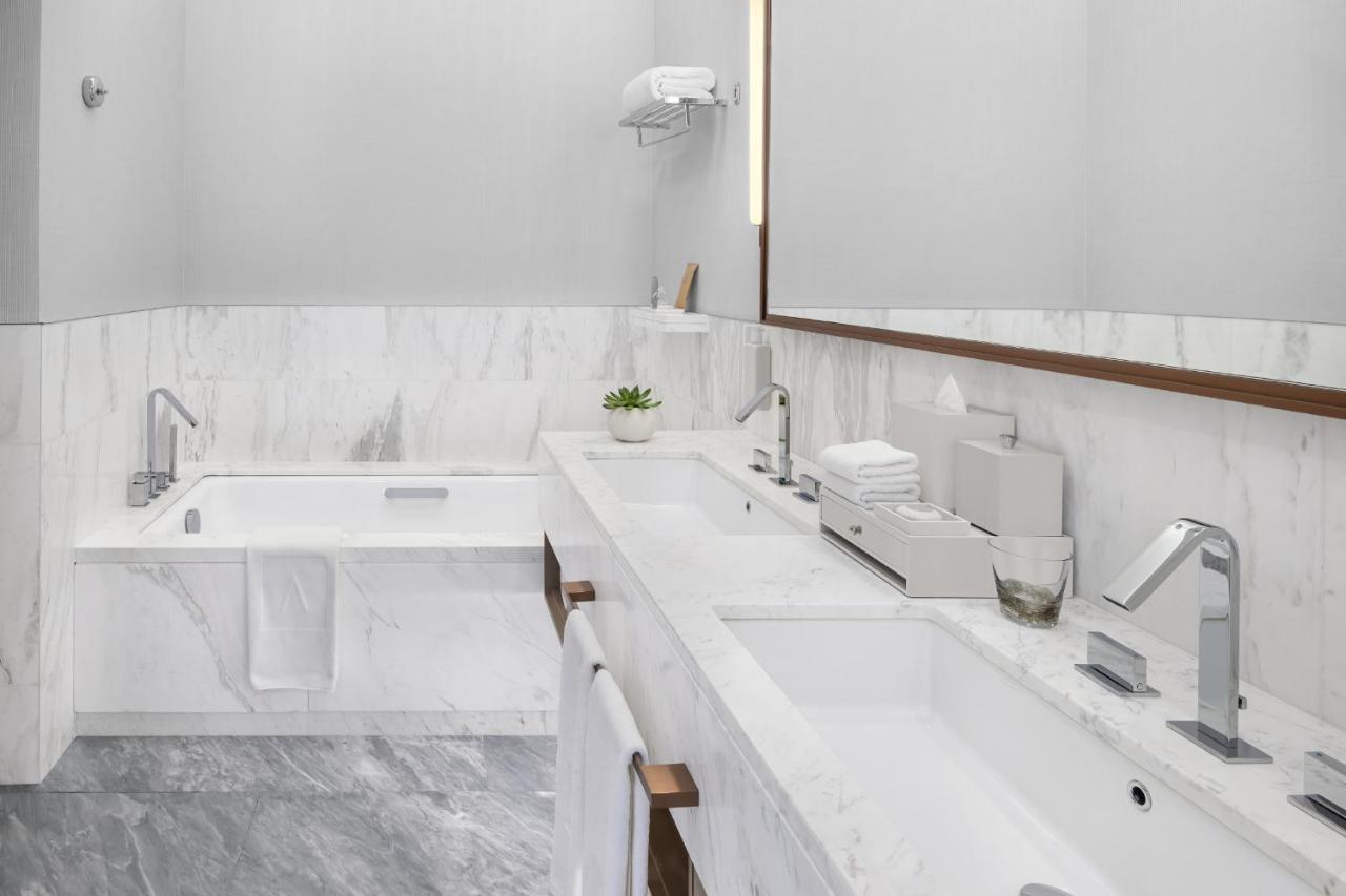 Address Creek Harbour Hotel Dubai Eksteriør billede Bathroom