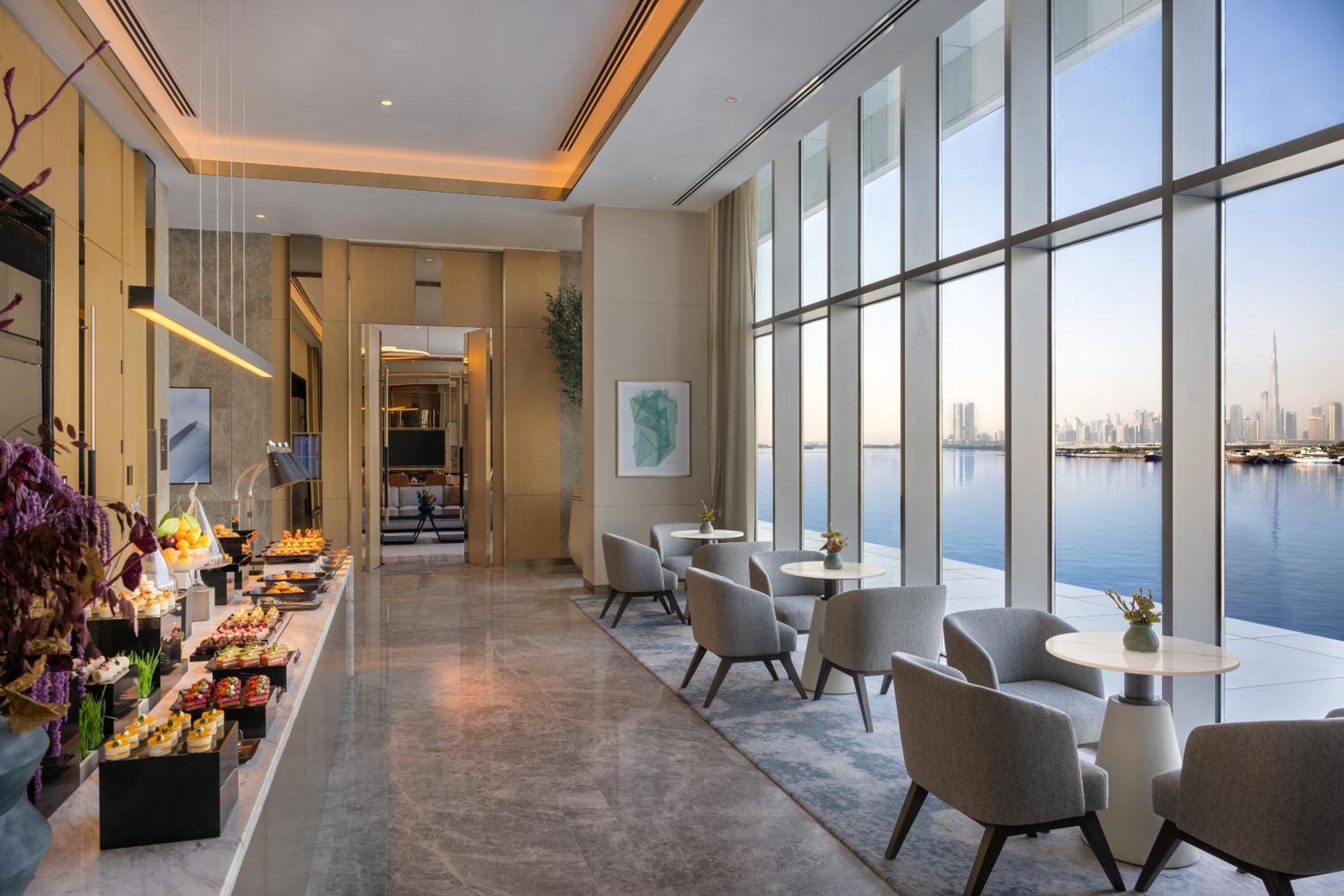 Address Creek Harbour Hotel Dubai Eksteriør billede The lounge at the airport
